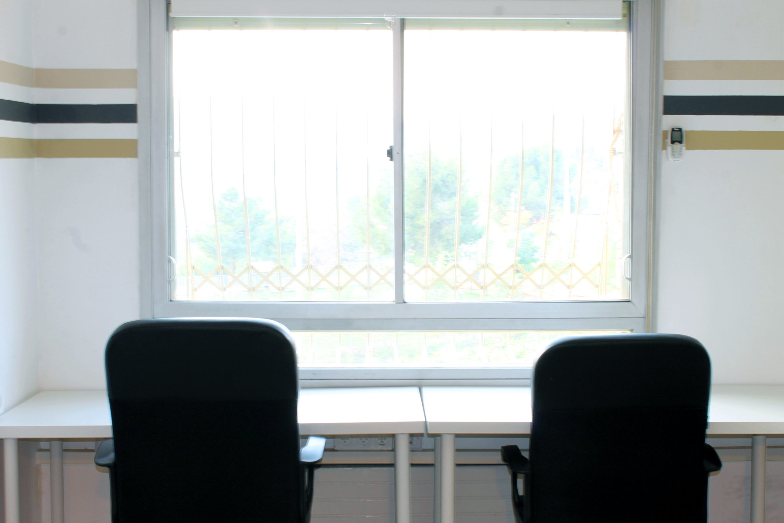 An open work-space with a window in RamotWork, Co-Working for men in Ramot, Jerusalem